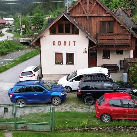 Penzión pre hostí Admit 2*